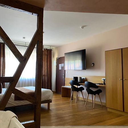 Auberge Des Moulins Pont-Les-Moulins Ngoại thất bức ảnh
