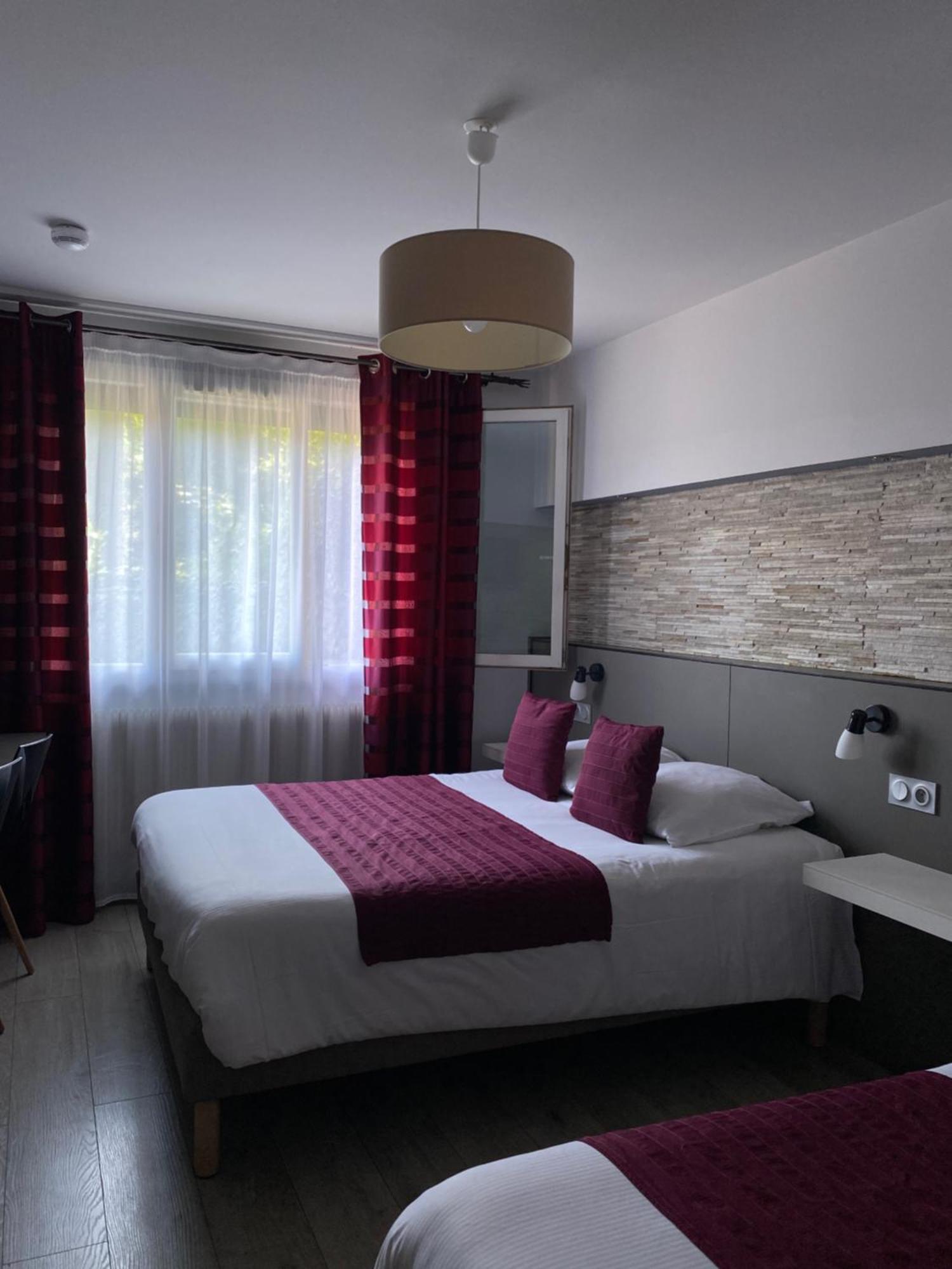 Auberge Des Moulins Pont-Les-Moulins Ngoại thất bức ảnh