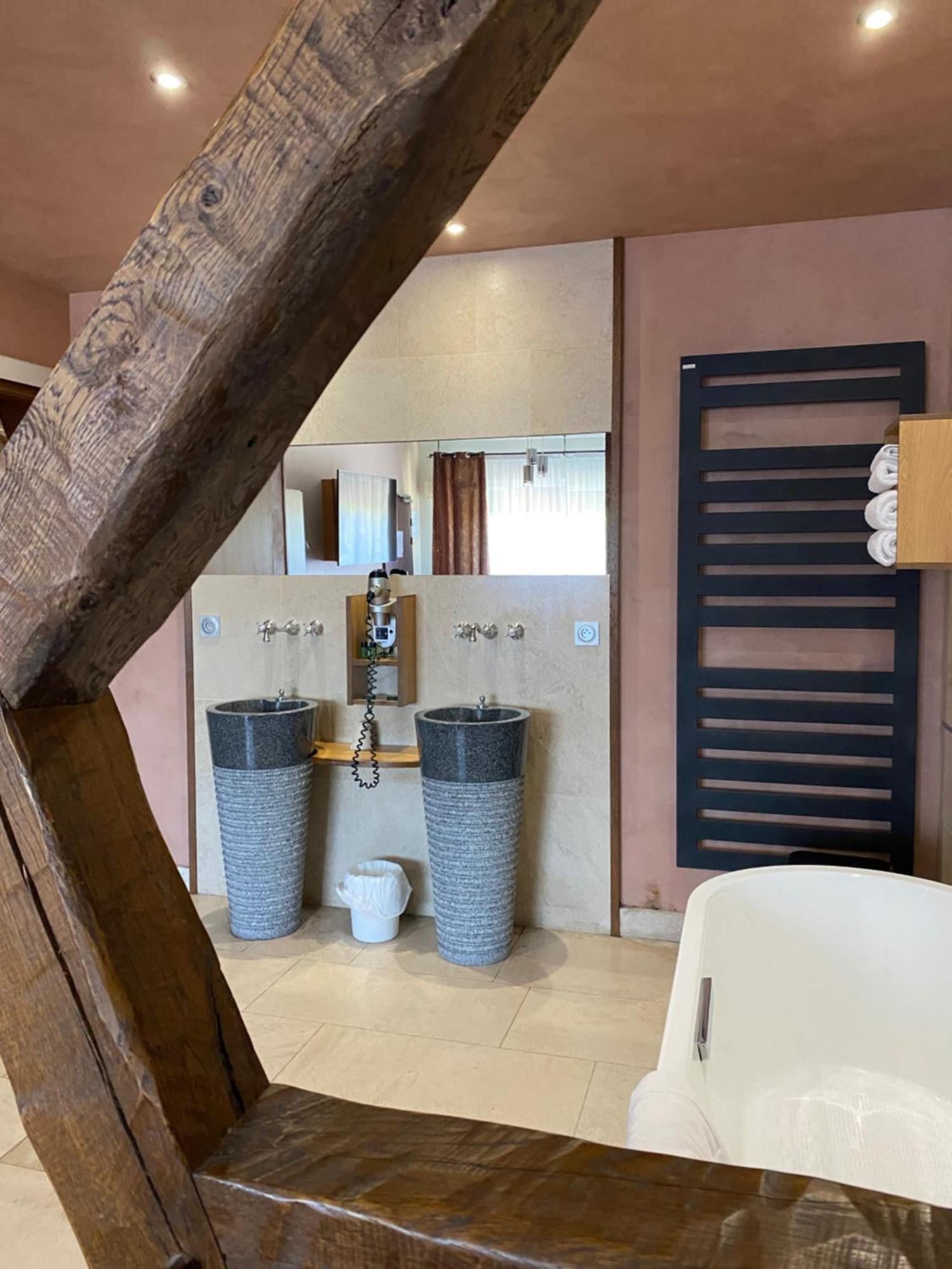 Auberge Des Moulins Pont-Les-Moulins Ngoại thất bức ảnh