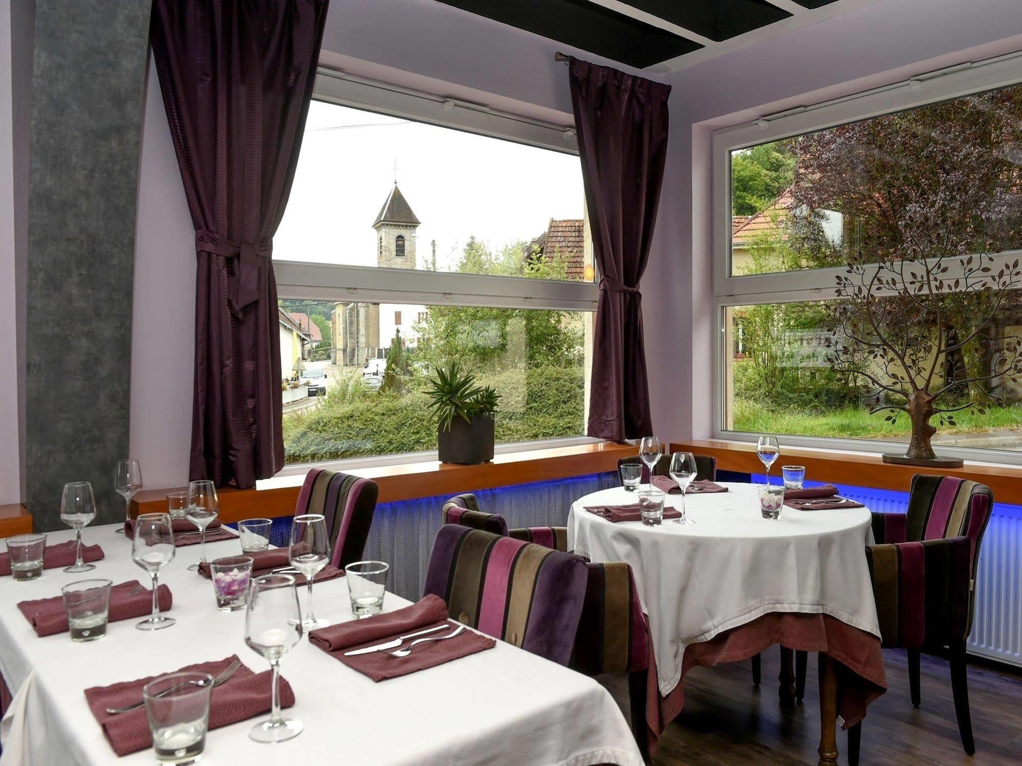 Auberge Des Moulins Pont-Les-Moulins Ngoại thất bức ảnh